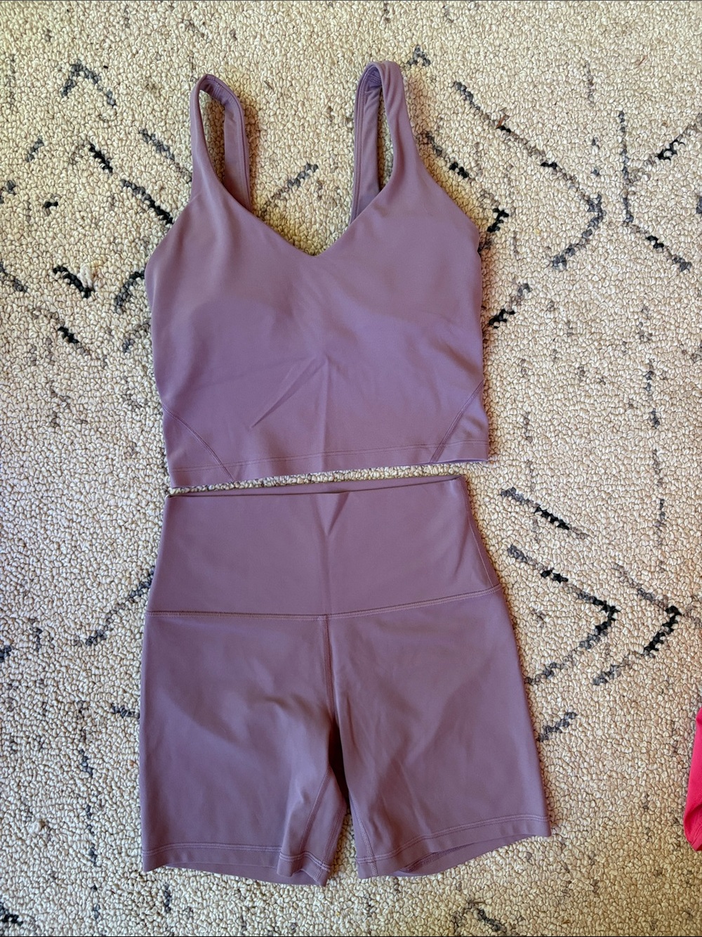 Lululemon set 4/6 Lavender Dusk EUC